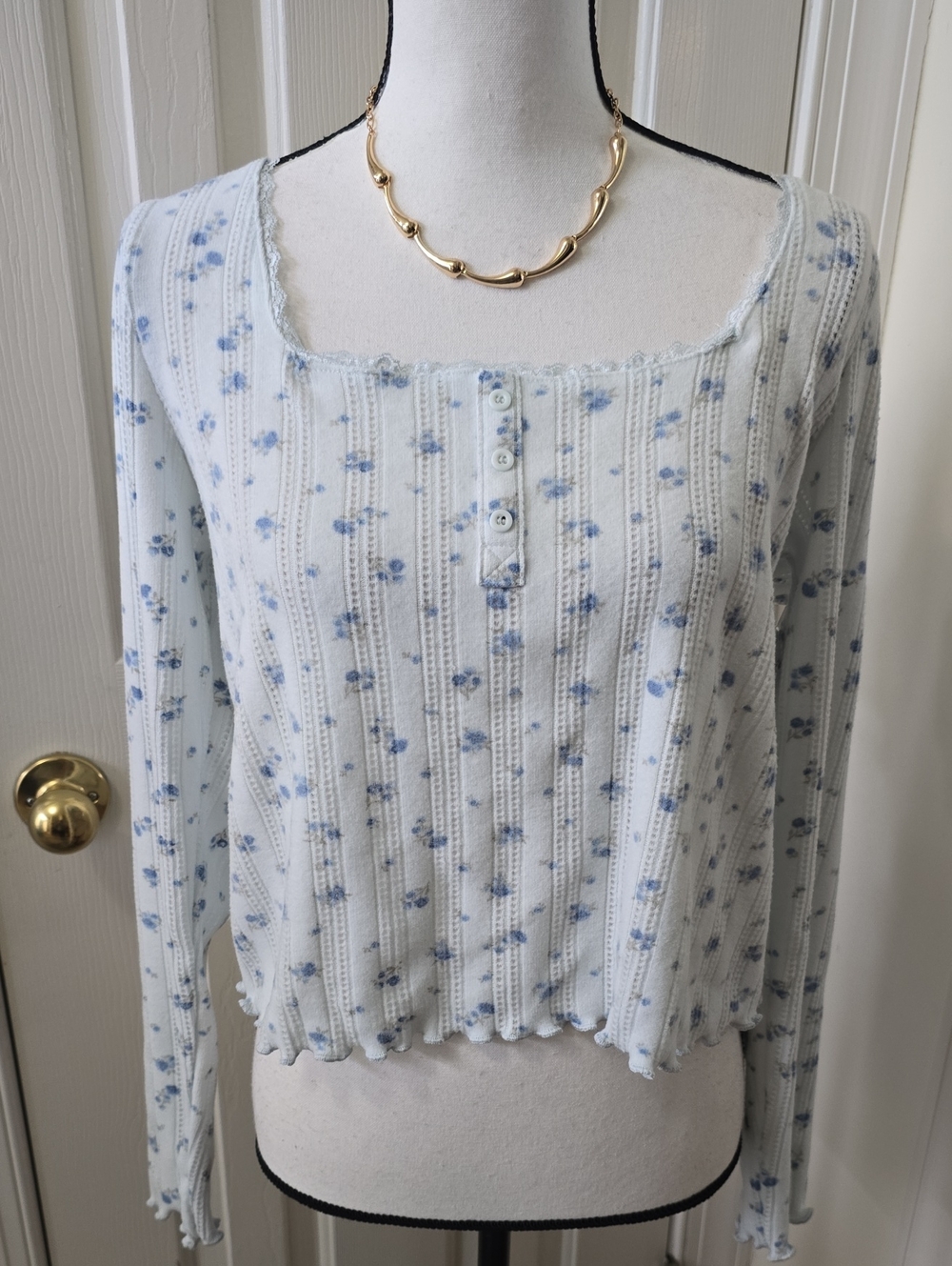 PINK REPUBLIC BRAND WOMEN'S JUNIOR BLUE FLORAL LONG SLEEVES  TOP SIZE XL